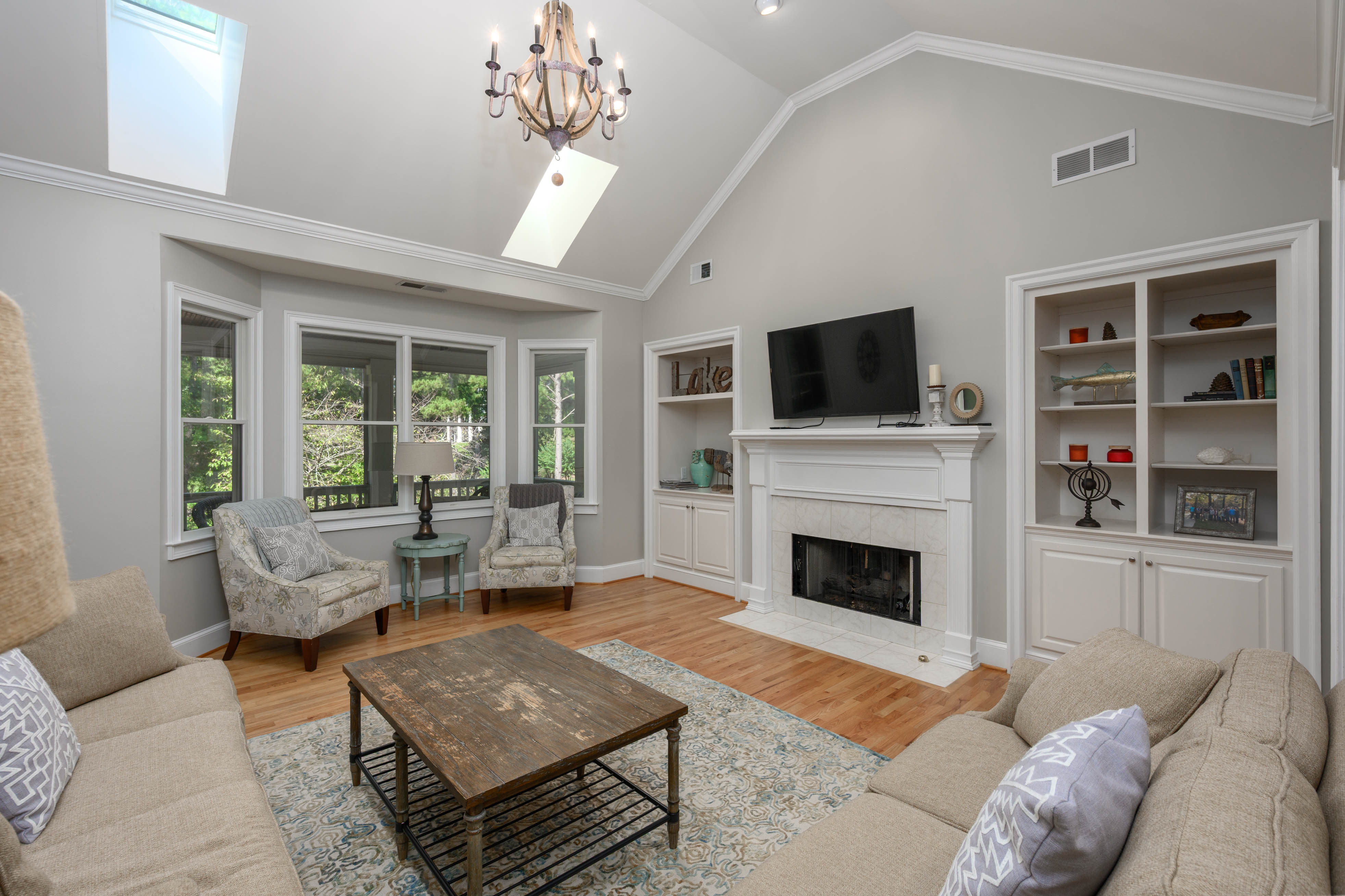 1021 Fleming's Knoll image 9